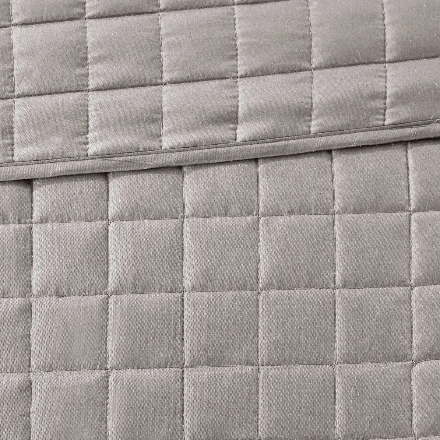 Grey Full Queen Comforter and Quilt Set