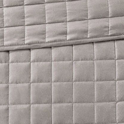 Grey Full Queen Comforter and Quilt Set